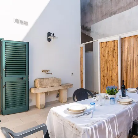 La Casa Di Nonna Pina דירה