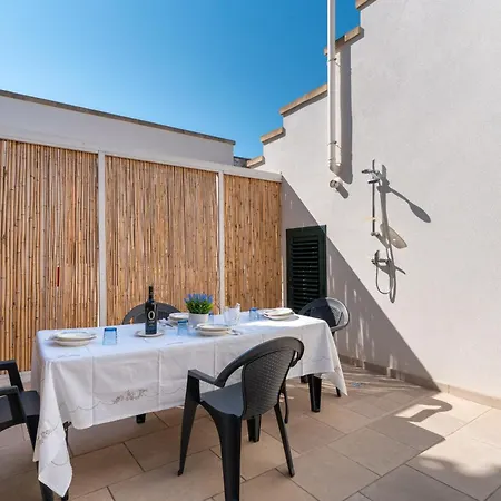 La Casa Di Nonna Pina Appartamento *